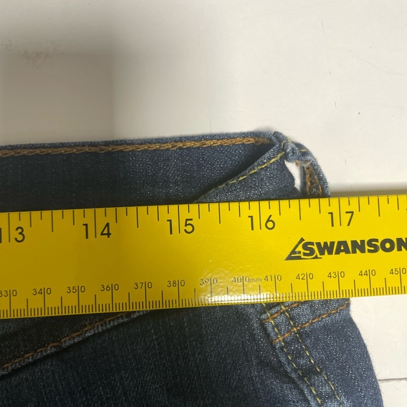 Lucky Brand Dark Blue Low Rise Sweet and Cropped Jeans Women’s 12/31 - Picture 10 of 13